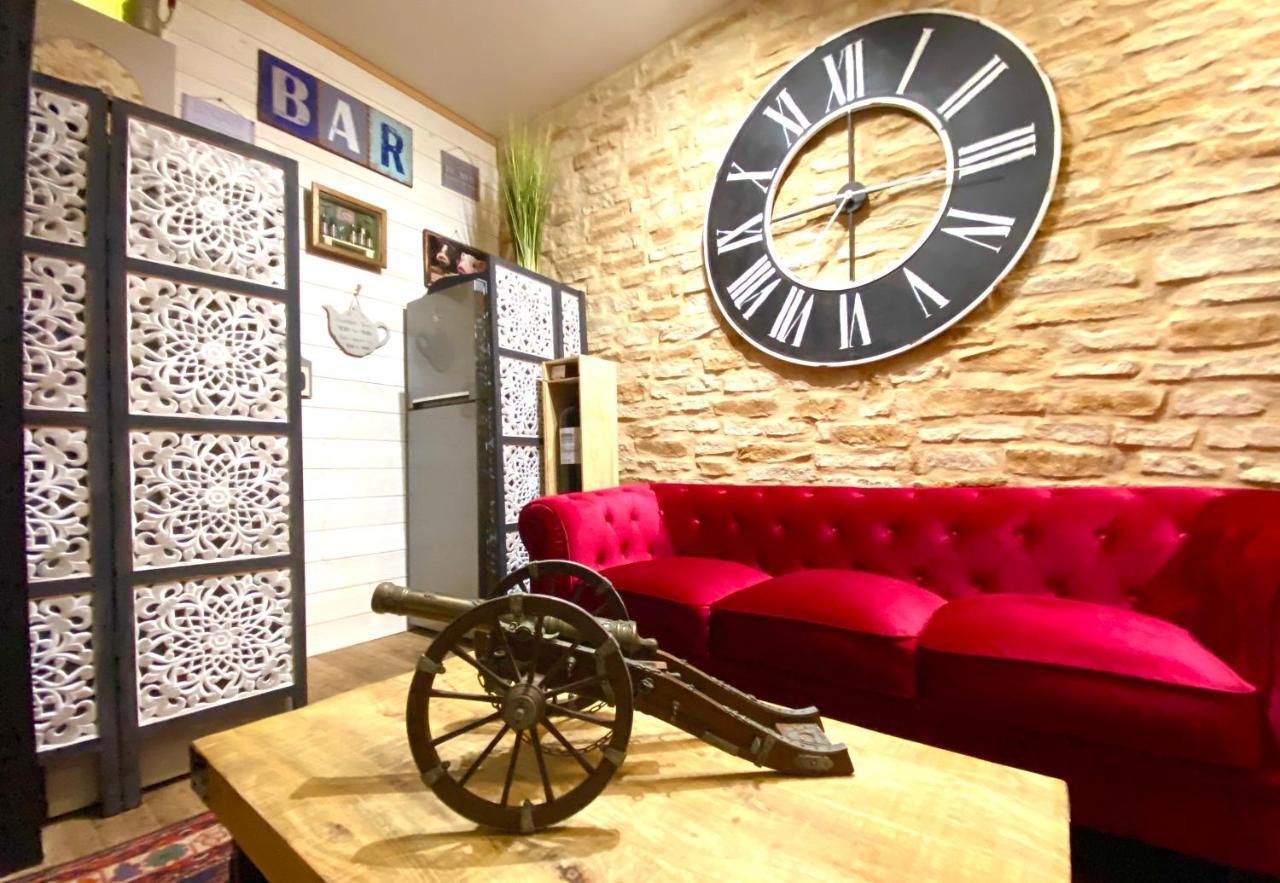 O Clair De Lune: Sarlat Retreat with Private Parking, Heated Pool & Wellness Spa Exterior photo