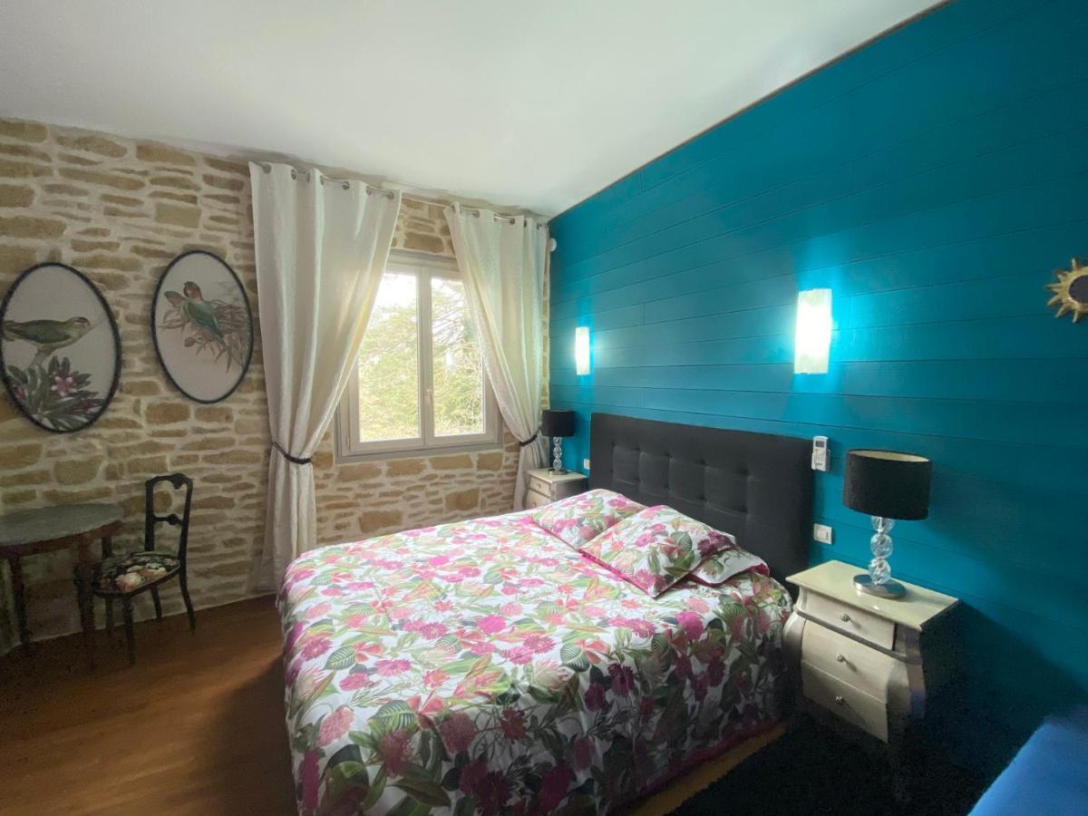 O Clair De Lune: Sarlat Retreat with Private Parking, Heated Pool & Wellness Spa Exterior photo
