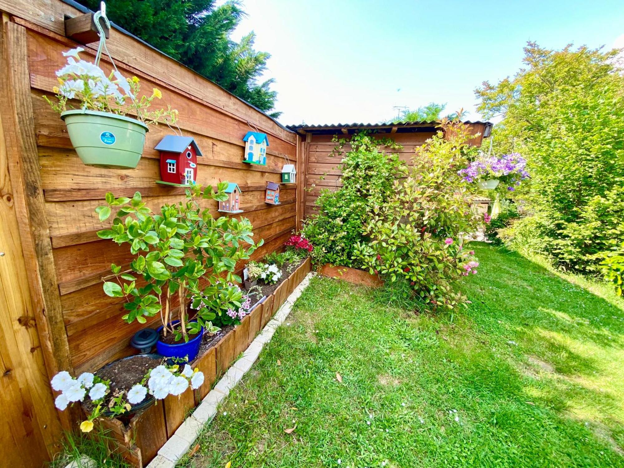 O Clair De Lune: Sarlat Retreat with Private Parking, Heated Pool & Wellness Spa Exterior photo