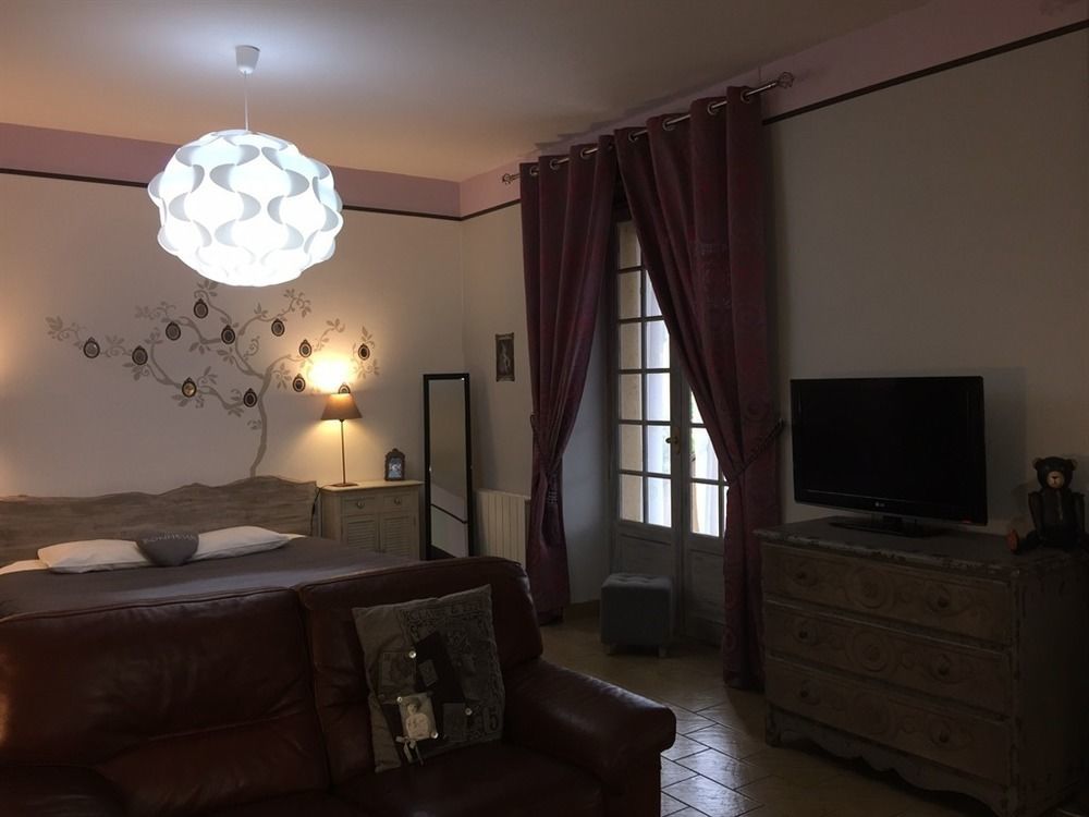 O Clair De Lune: Sarlat Retreat with Private Parking, Heated Pool & Wellness Spa Exterior photo