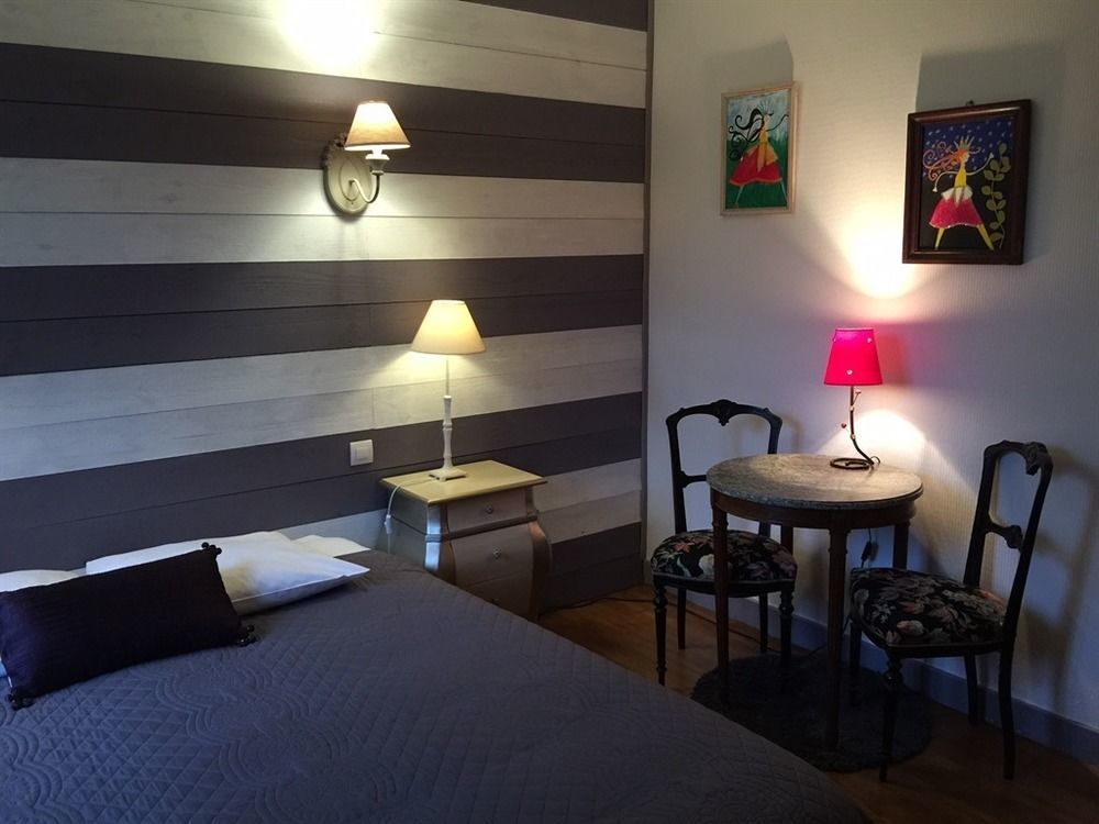 O Clair De Lune: Sarlat Retreat with Private Parking, Heated Pool & Wellness Spa Exterior photo
