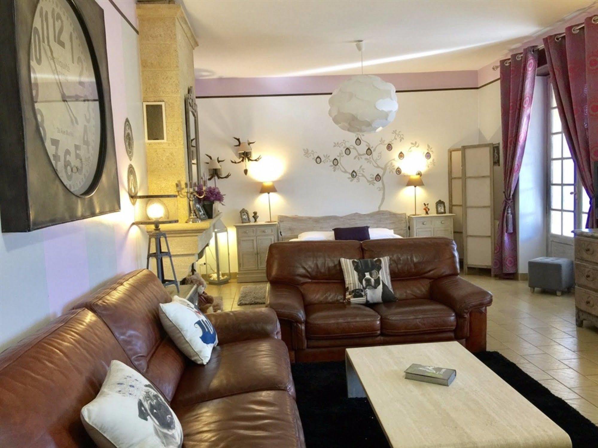 O Clair De Lune: Sarlat Retreat with Private Parking, Heated Pool & Wellness Spa Exterior photo
